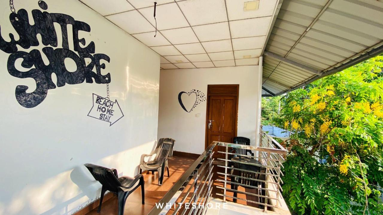 White Shore Beach Homestay Alappuzha Bagian luar foto