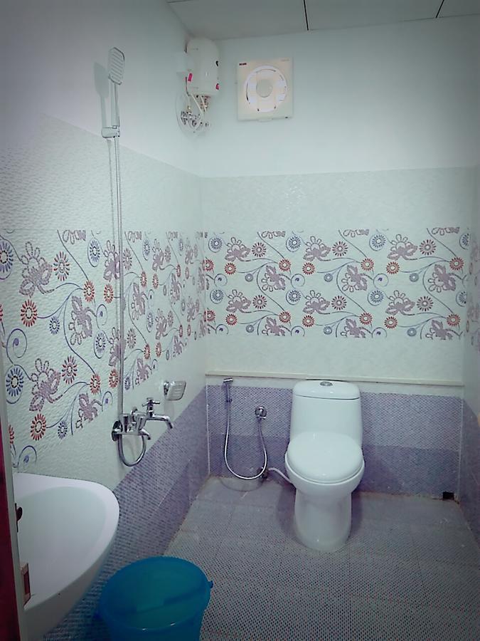 White Shore Beach Homestay Alappuzha Bagian luar foto